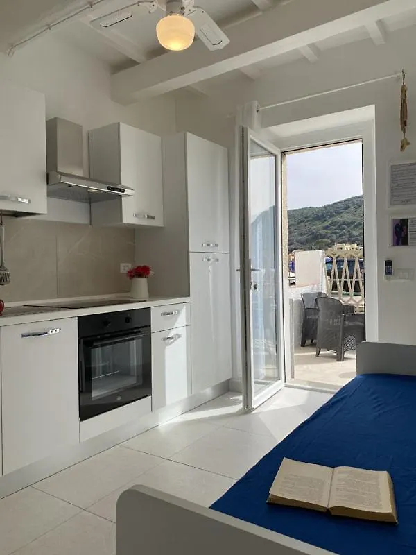 Violetta 1 Apartment Campese