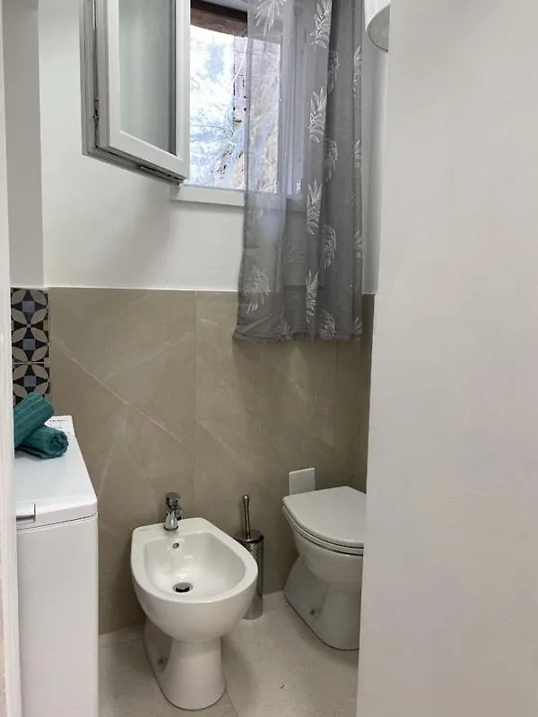 Violetta 1 Apartment Campese